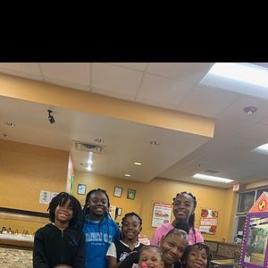 Meet your Posher, Candace